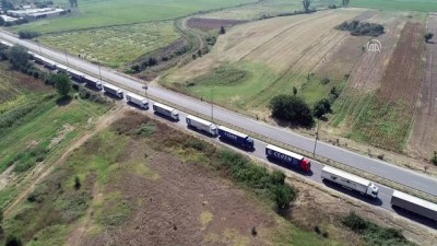 trafik cezasi - Kapıkule'de 10 kilometrelik tır kuyruğu - EDİRNE  Videosu