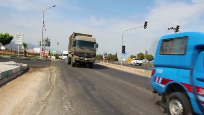 askeri arac - Suriye sınırına askeri sevkiyat (2) - HATAY Videosu