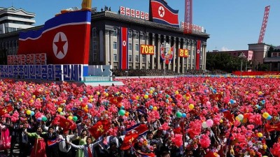 balistik -  - Kuzey Kore 70'inci yılını kutladı, törende balistik füzeler sergilenmedi Videosu