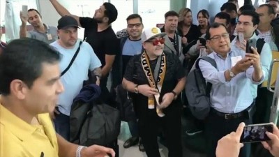 otorite - Video - Maradona yeni teknik direktörlük görevi için Meksika'da Videosu