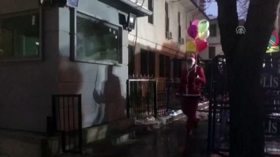 guven timleri - Güven timlerinden yılbaşında 'Noel Baba' kıyafetli kamuflaj - ANKARA Videosu