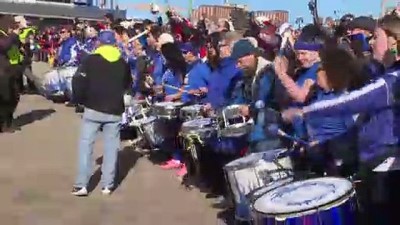 New Yorklular yılın ilk gününde denize girdi - NEW YORK