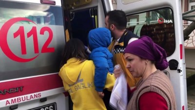  Alevler binayı sardı, 5 kişi hastanelik oldu...Yanan evini gözyaşları içinde izledi 