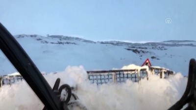 Ekipler iki günlük bebek ve annesi için seferber oldu - BİNGÖL 