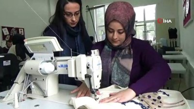  Modacı üniversitelilerden çevreci bez çanta 