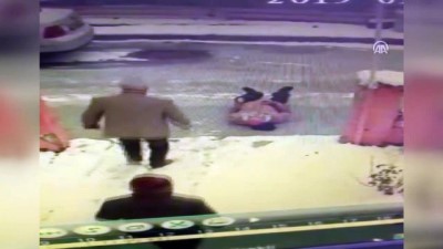yansima - Buz tutan yolda düşen kişi beyin kanaması geçirdi - ISPARTA  Videosu