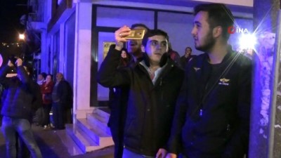 polis -  İntihar teşebbüsünde bulunan şahsa ilginç ikna: 'Kaymakam telefonda bekliyor ayıp olmasın'  Videosu