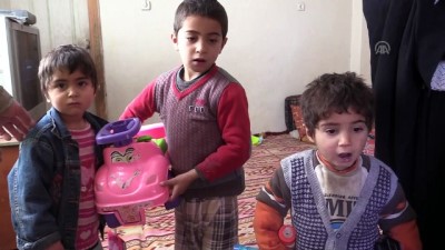 yardim malzemesi - Kocasının terk ettiği 8 çocuklu kadına destek - SİİRT Videosu