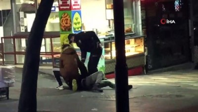  Alkollü sürücü saat kulesine çarptı 