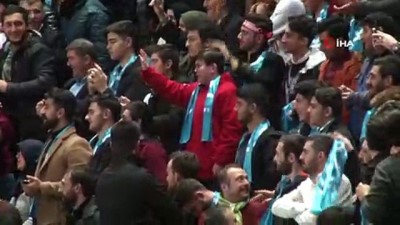  Erdoğan için gözyaşı döken çocuk konuştu: “Bana cevap verdiği için dayanamadım ağladım”