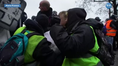 Fransa'da 9. Sarı Yelekliler Eylemi Yine Şiddetle Bitti