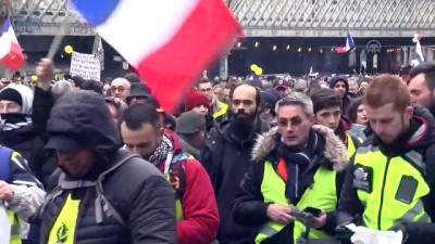 Fransa'da sarı yelekliler yeniden sokaklarda - PARİS 
