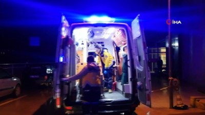 tahkikat -  İzmir - Adapazarı karayolunda yoldan çıkan otomobil takla attı: 2'si çocuk, 5 yaralı Videosu