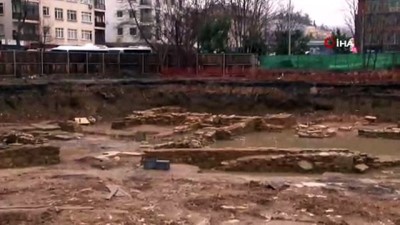  Kadıköy’de otel inşaatında tarihi eser kalıntıları çıktı 