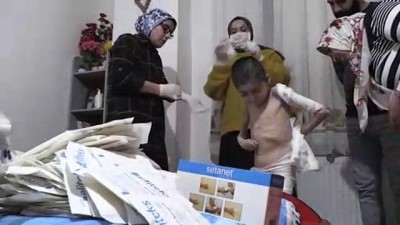 'Kelebek hastası' kardeşlere umut oldular - VAN 