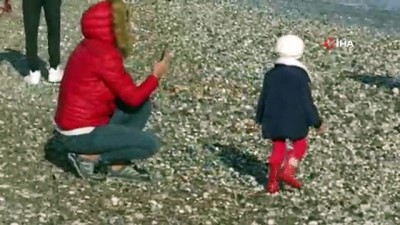 gunesli hava -  Güneşi gören sahile koştu Videosu