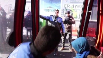 karne hediyesi -  Kayseri Emniyeti karne hediyesi olarak öğrencileri Erciyes’e götürdü  Videosu