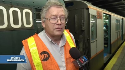 zaman tuneli - New York Metrosunun Nostalji Trenleri  Videosu