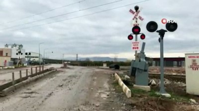 su baskini -  Şiddetli yağış nedeniyle durdurulan İzmir-Eskişehir tren seferleri yeniden başladı  Videosu