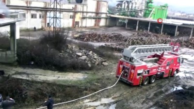  Simav’da sunta fabrikası alev alev yandı: 2 yaralı