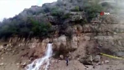  Spil Dağı heyelan riski nedeniyle ulaşıma kapatıldı