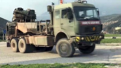 İdlib sınırına askeri sevkıyat sürüyor (2) - HATAY