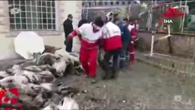 dusen ucak -  İran Ordusu Sözcüsü Hani: 'Fetih Havaalanı'nda Yaşanan Kaza Sonucunda 1 Kişi Hariç Tüm Mürettebat Hayatını Kaybetti'
- İran Ordusu Tarafından Düşen Uçakla İlgili Açıklama  Videosu