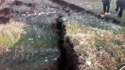 tarim arazisi -  Kahta’da korkutan heyelan Videosu