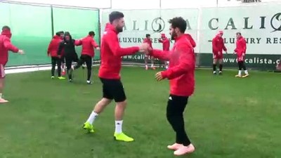 teknik direktor - Sivasspor, Aytemiz Alanyaspor maçı hazırlıklarına başladı - SİVAS Videosu