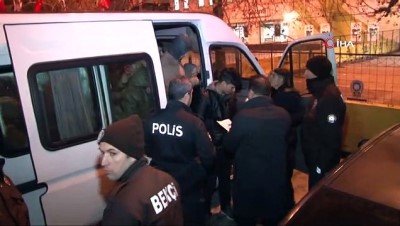  İstanbul’da durdurulan minibüste 24 mülteci yakalandı