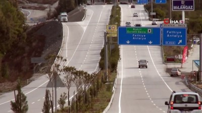 ucretsiz gecis -  Tünel ücreti zamlanınca eski yola rağbet arttı Videosu