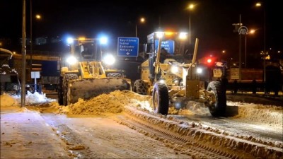 24 saatte 300 kamyon kar taşındı - BİLECİK 