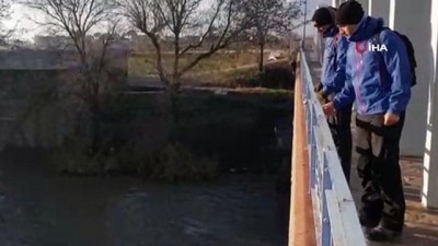 isabey -  JAK timi Büyük Menderes Nehri’ne düşen şahsı arıyor Videosu