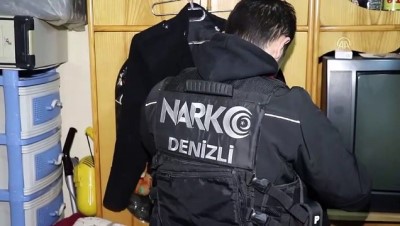 Oğlunun sakladığı uyuşturucuyu polise teslim etti - DENİZLİ 
