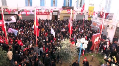 kamu calisani - Tunus'ta genel greve giden memurlardan maaş protestosu (2) Videosu