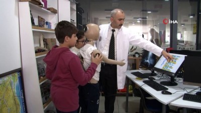  Van’daki minik öğrenciler, hayallerindeki robotları tasarladı 