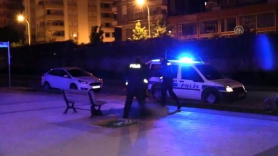 Adana'da kaldırımda ceset bulundu 