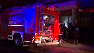 ikitelli - Başakşehir’de yangın: 1 ölü - İSTANBUL  Videosu