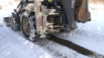  Elazığ’da kar nedeniyle 182 köye ulaşım sağlanamıyor 