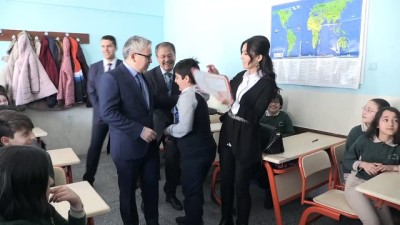 Okullarda karne heyecanı - NİĞDE 