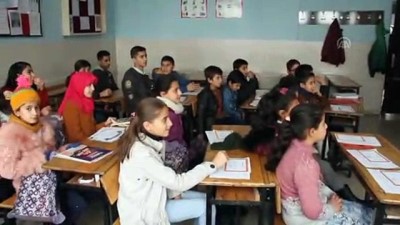 Şemdinli'de karne heyecanı - HAKKARİ 