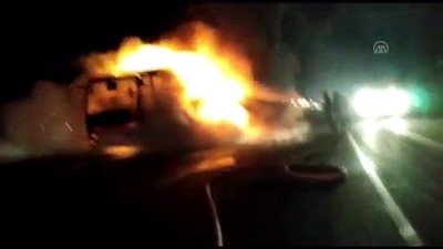 Malatya'da yolcu midibüsü yandı 