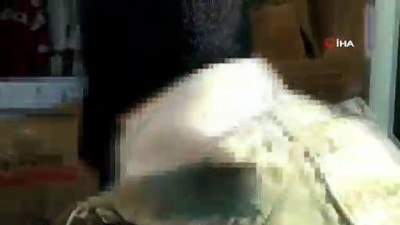 kacak -  Bebek kıyafetleri arasından kaçak sigara çıktı  Videosu