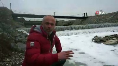 balik tutma -  Rengi beyaza dönen dereden numune alındı Videosu