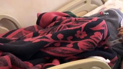  Ailesi tarafından terk edilen felçli ağabeyine gözü gibi bakıyor 