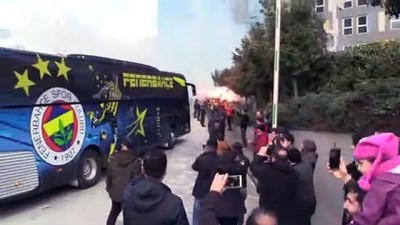 tezahur - Fenerbahçe kafilesi, Bursa'ya geldi - BURSA Videosu