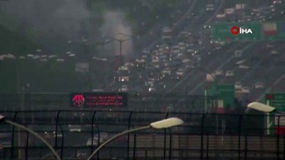 belediye otobusu -  - TEM Otoyolu Seyrantepe mevkiinde çift katlı bir belediye otobüsünde yangın çıktı. Olay yerine itfaiye ekipleri ve polis ekipleri sevk edildi  Videosu