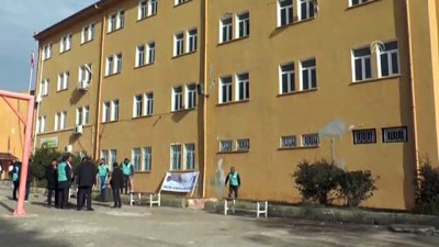 Denetimli serbestlik yükümlüleri yarıyıl tatilinde okulları boyuyor - HATAY 