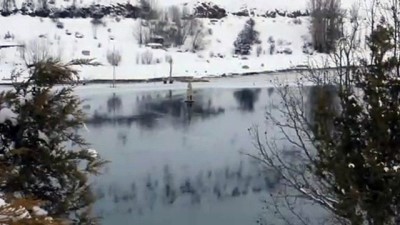 cami minaresi - Donan barajda su çekildi cami minaresi ortaya çıktı - SİVAS  Videosu