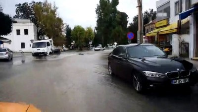 toprak kaymasi - Şiddetli yağış nedeniyle evleri su bastı (2) - MUĞLA Videosu